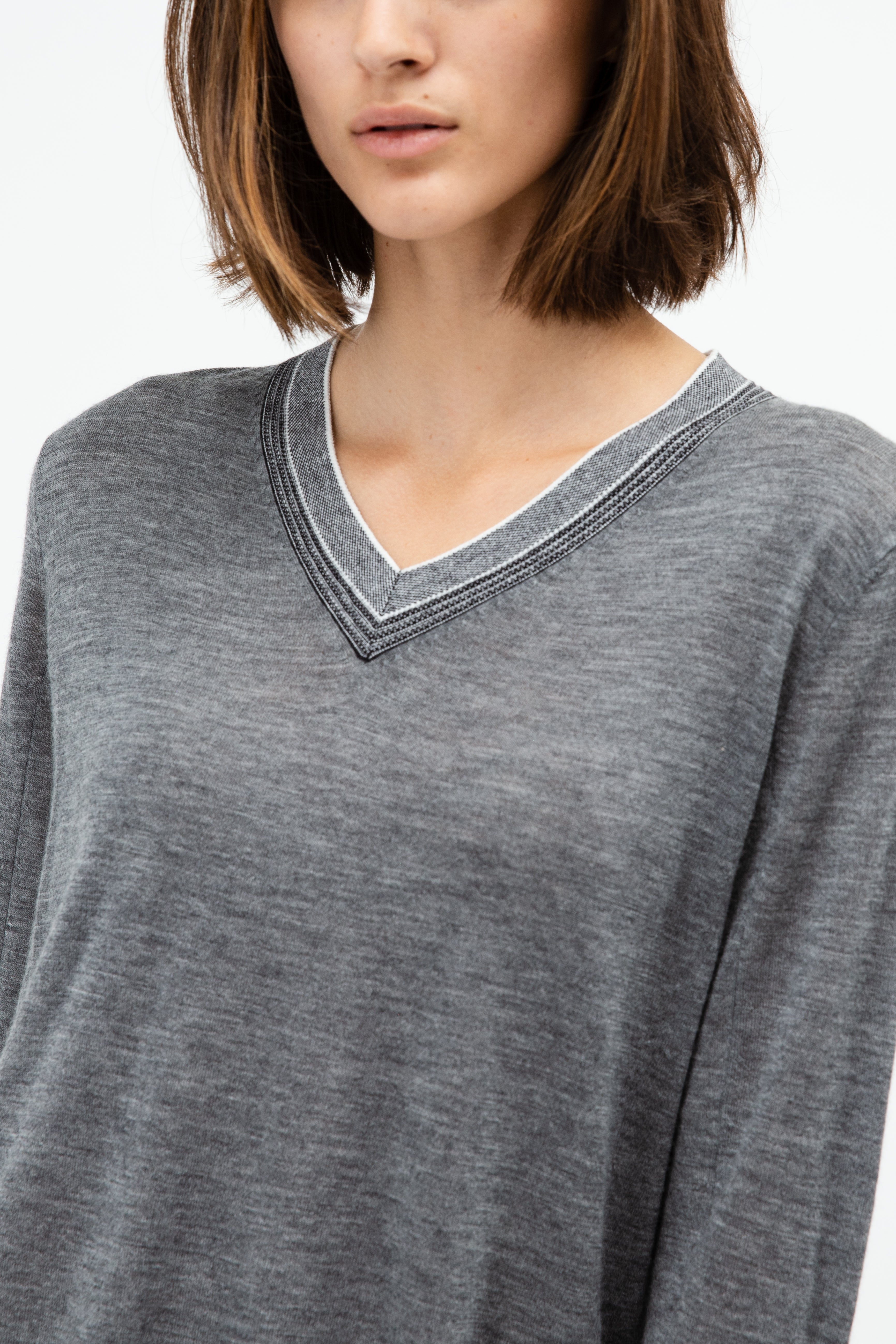 V-NECK PIQUE TRIM IN FINE GAUGE CASHMERE - Jarbo