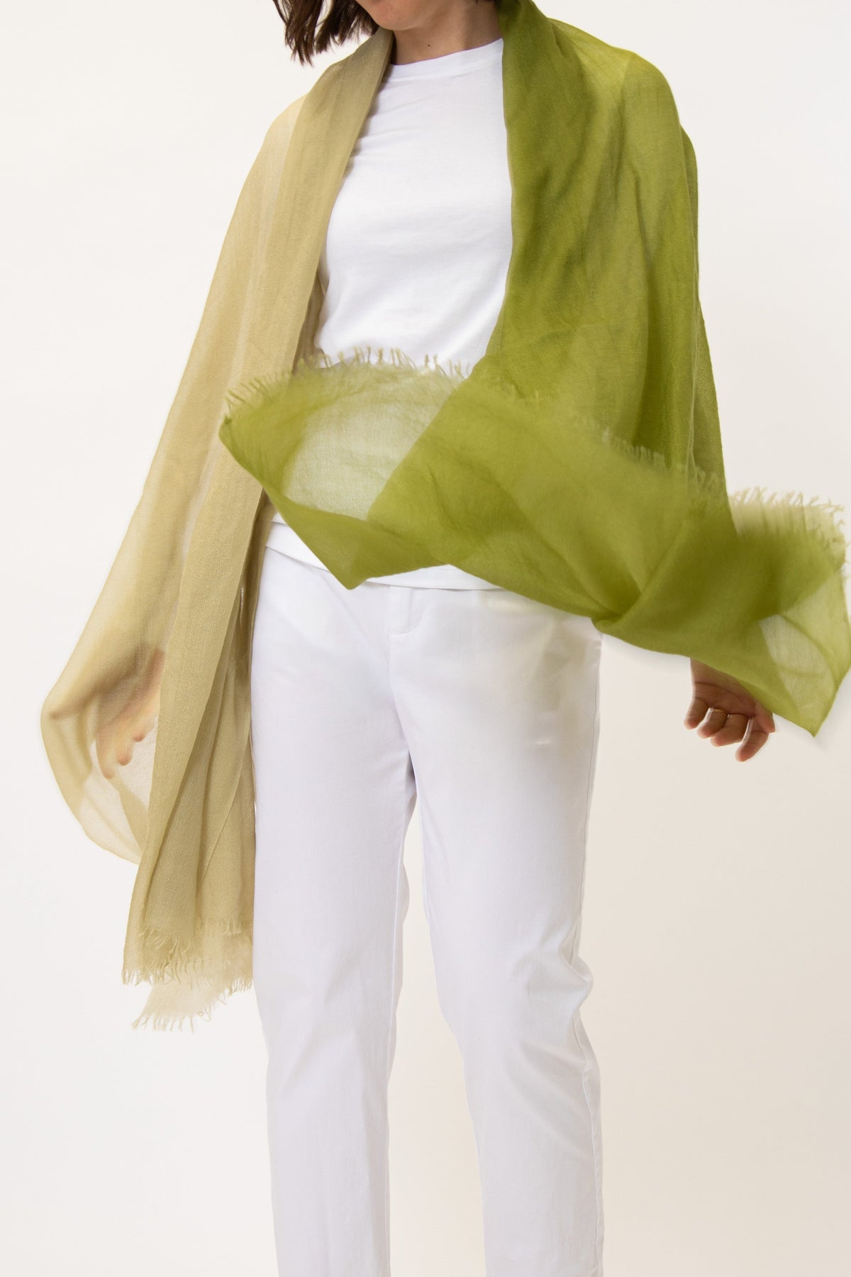 VERDE ARMY LIGHTWEIGHT SCARF IN HAND DYED CASHMERE - Jarbo