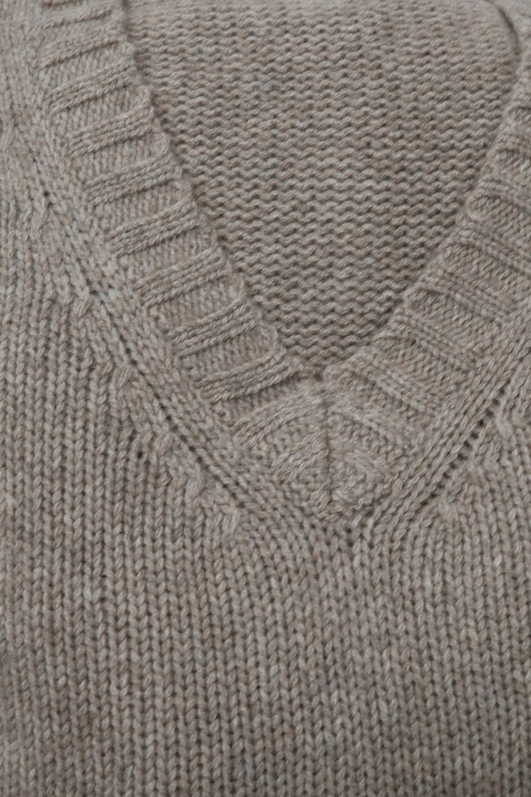 VIENNA V - NECK SWEATER IN CASHMERE BLEND - Jarbo