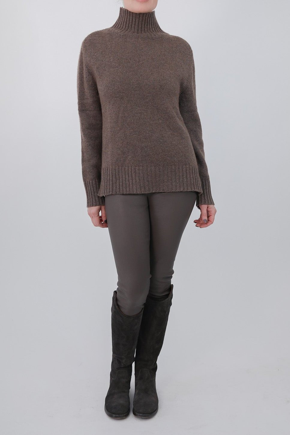 BERWICK TURTLENECK SWEATER IN CASHMERE MERINO 4 PLY KNIT - Jarbo