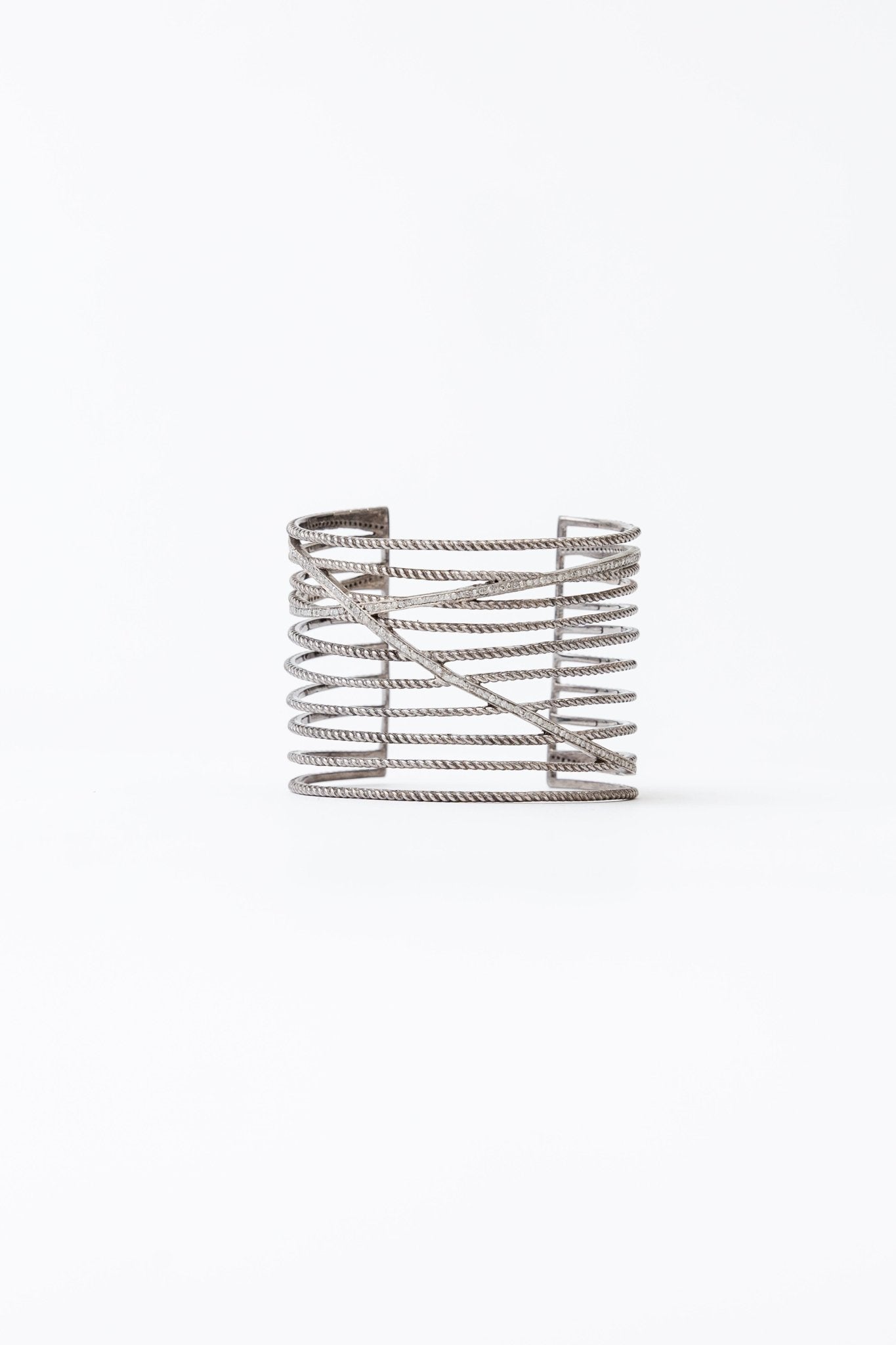 LADDER CUFF WITH PAVE DIAMONDS - Jarbo