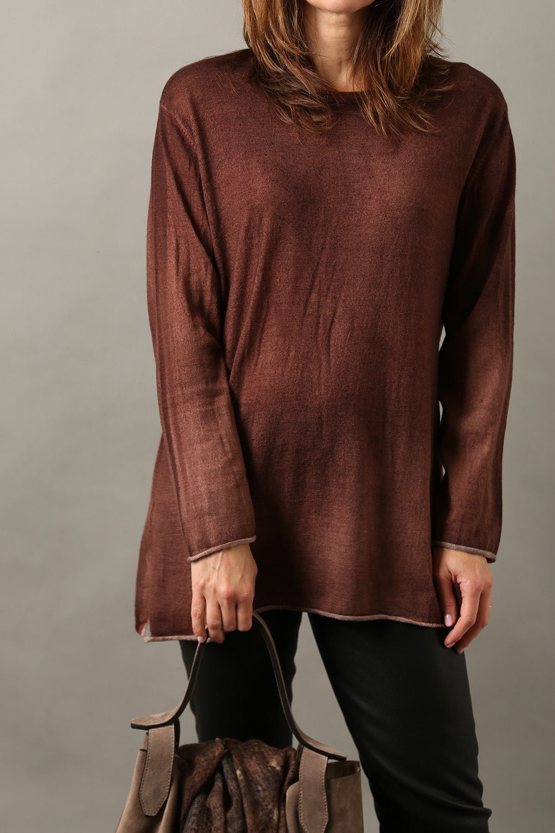 MARIANA IN HAND-DYED LIGHTWEIGHT CASHMERE RICH BROWN - Jarbo