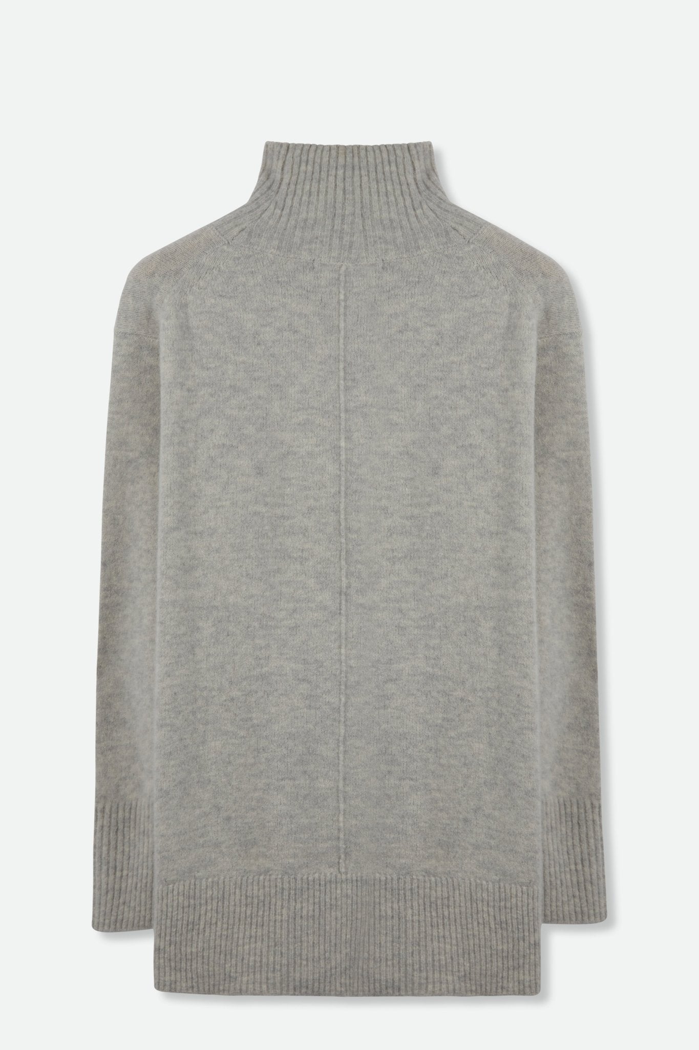 OLYMPIA OVERSIZED TURTLENECK IN CASHMERE MIST LIGHT GREY - Jarbo