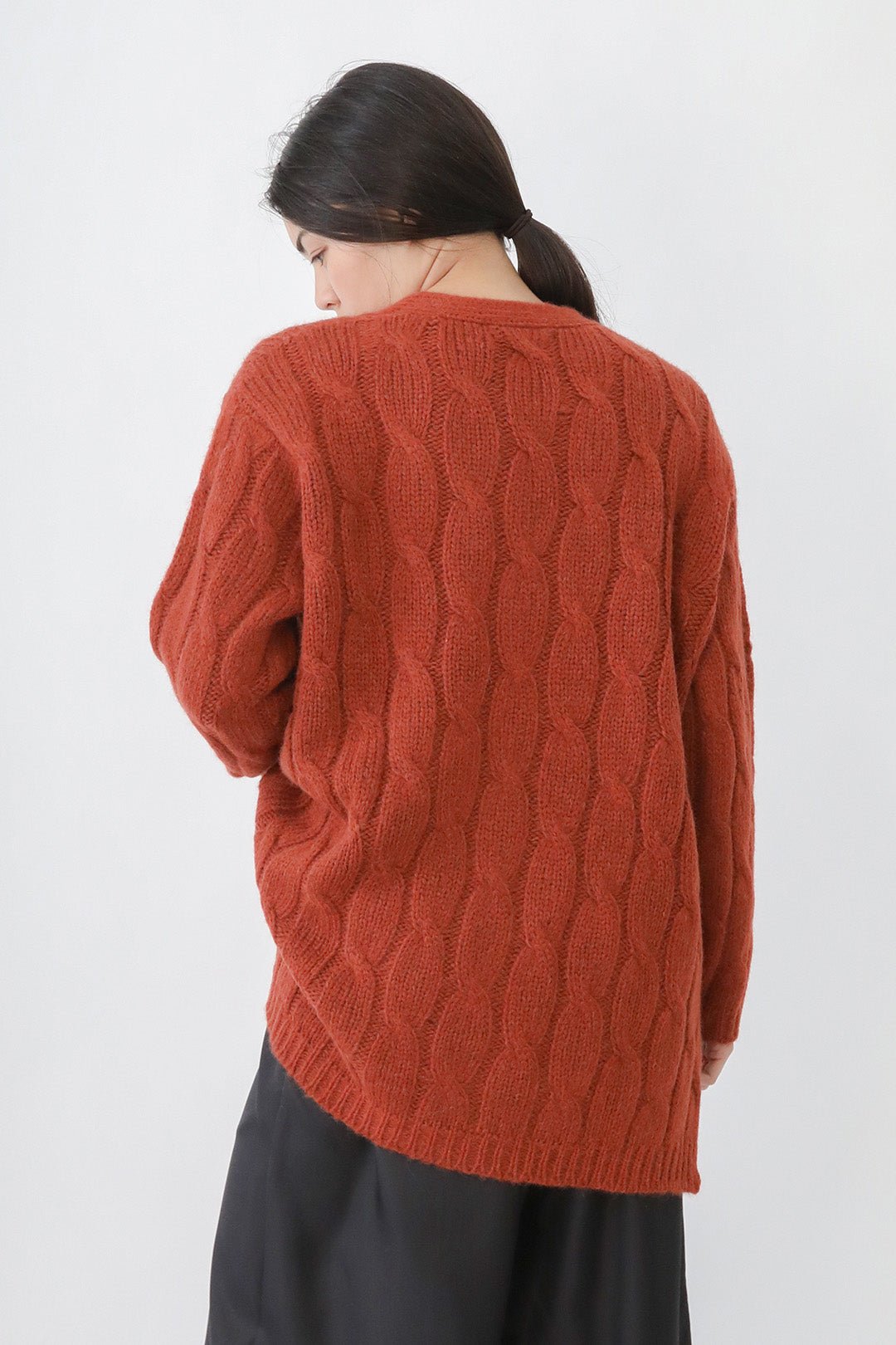 RINNOVA CABLE KNIT CARDIGAN IN BABY ALPACA AND FINE MERINO BLEND - Jarbo